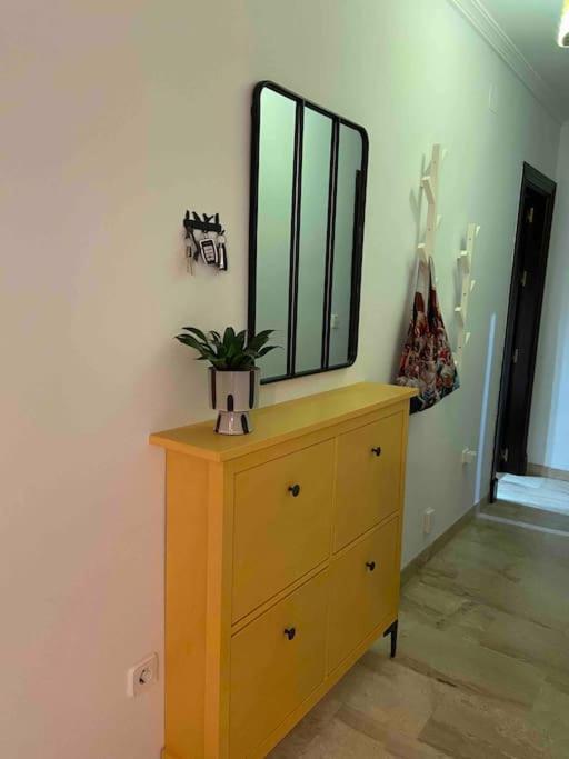 Atico Santa Lucia Terraza Y Parking Gratuitos Lägenhet Alcalá de Guadaira Exteriör bild