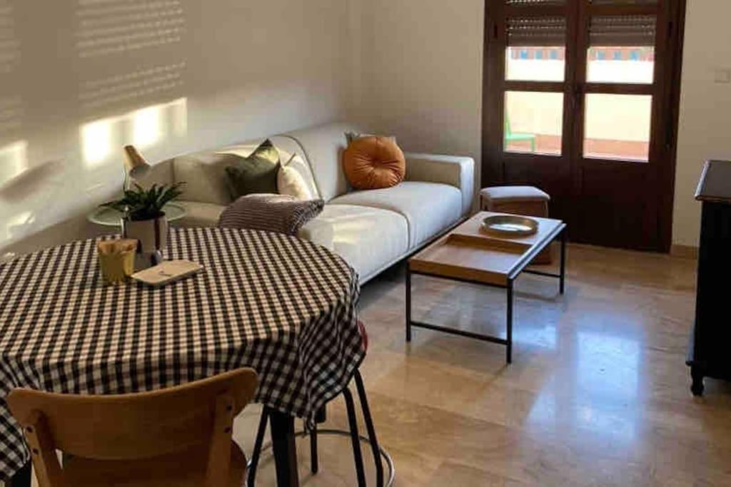 Atico Santa Lucia Terraza Y Parking Gratuitos Lägenhet Alcalá de Guadaira Exteriör bild